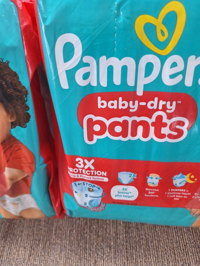 2 paquets de 32 pants pampers taille 6 pour bébé de 13 à 19 kg  soit 62 pants - photo numéro 3