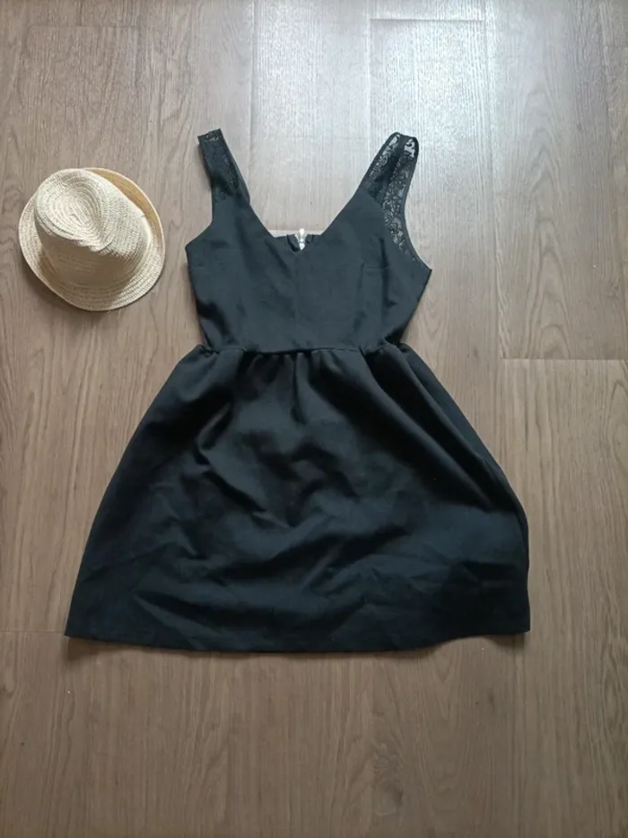 Magnifique robe patineuse Cache cache 40 - photo numéro 2