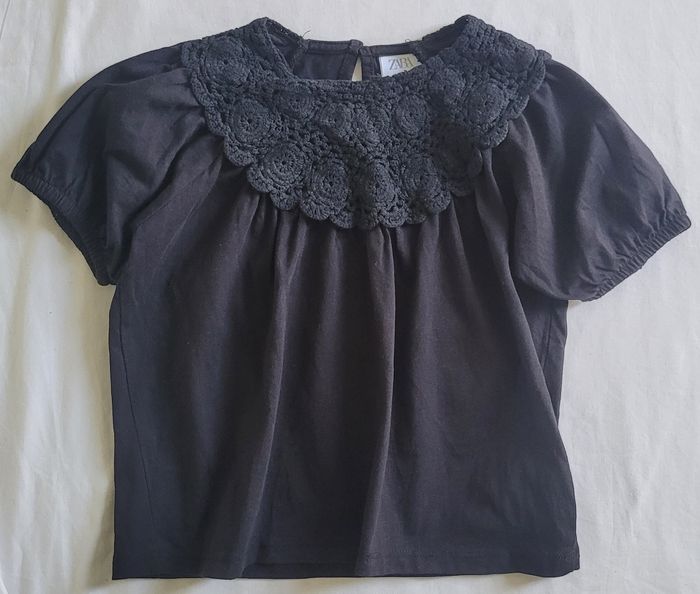 Tshirt avec broderie noir zara