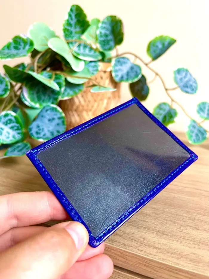 Porte-cartes bleu maroquinerie cuir neuf fenêtre transparente format carte