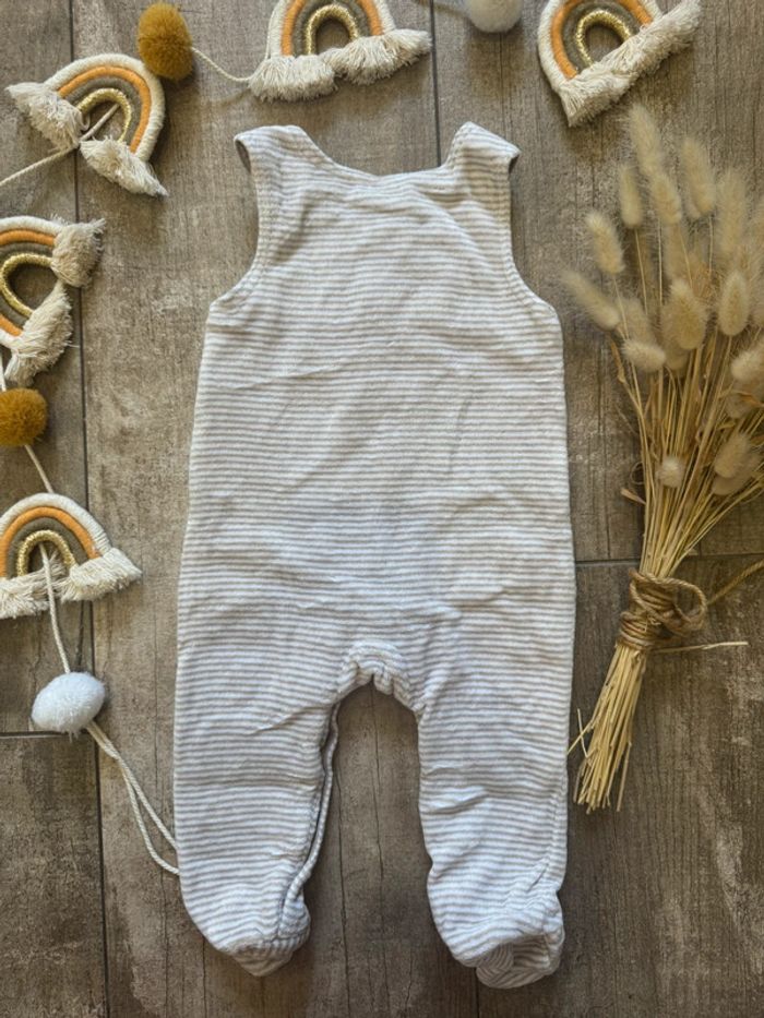 Pyjama une pièce rayé tout doux - photo numéro 5