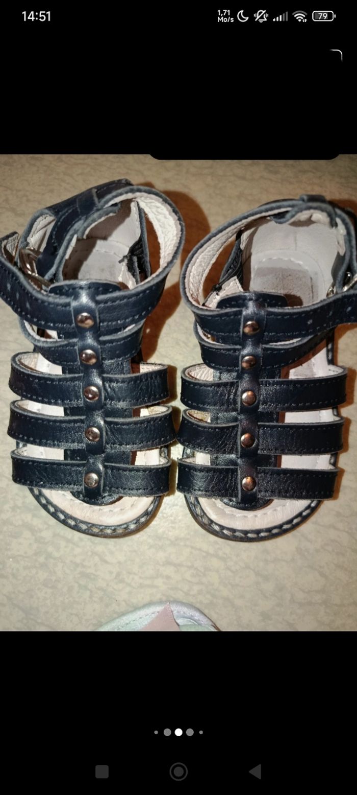 Lot chaussures - photo numéro 4