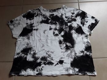 Top court et large noir / blanc femme en S ZARA TBE