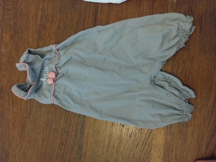 Deux combinaisons enfant bébé 4 mois été - photo numéro 3