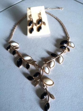 Parure bijoux fantaisie