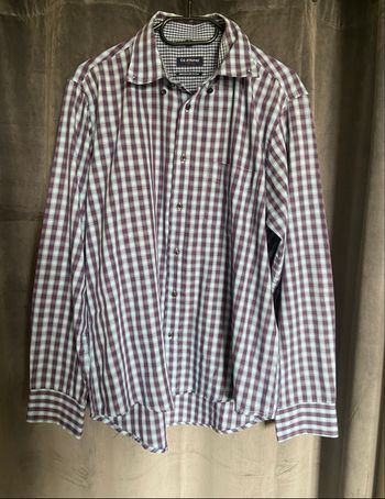 Chemise à manches longues à carreaux