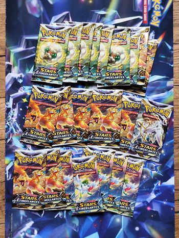 Lot de Boosters star étincelantes EB09