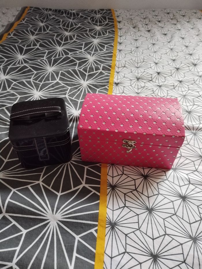 Lot de boîtes à bijoux