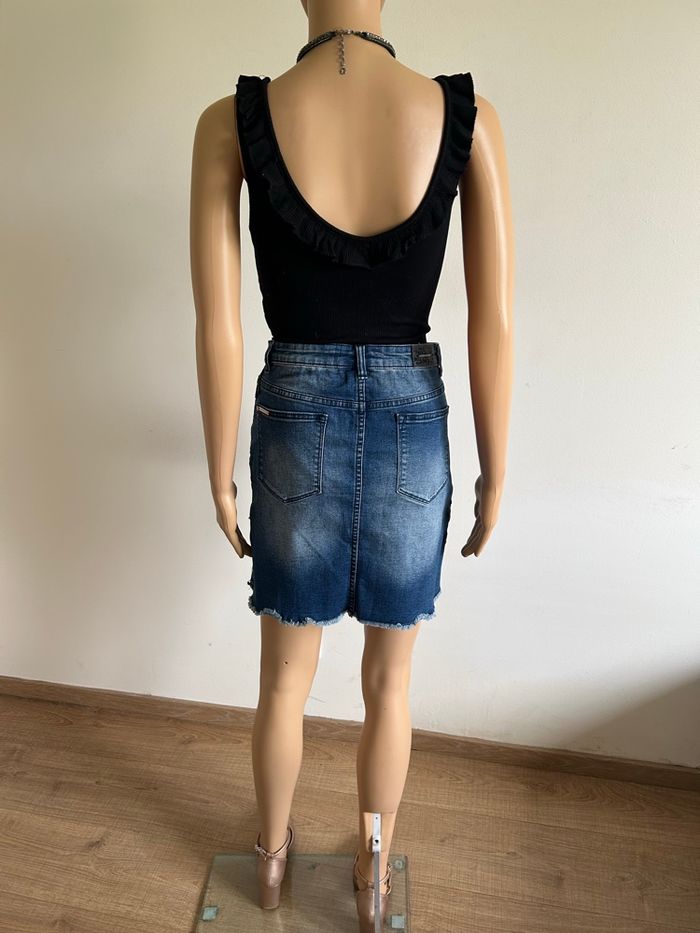 Jupe bleue marine en jean La Mode est à Vous taille 38 jamais portée - photo numéro 6