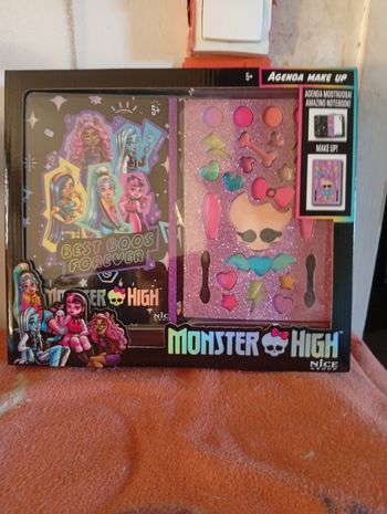 Agenda maquillage Monster High neuf dès 3 ans