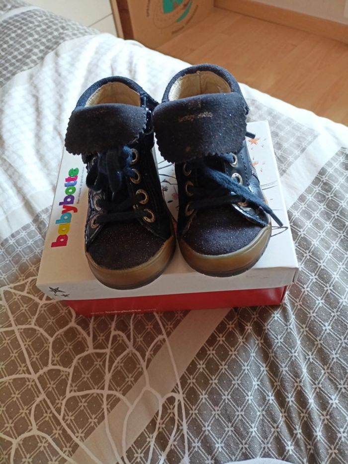 Bottines taille 21 - photo numéro 4