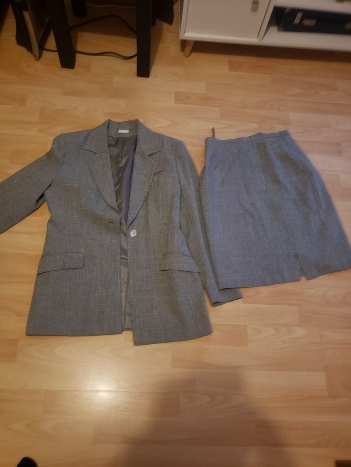 Ensemble jupe en très bon état