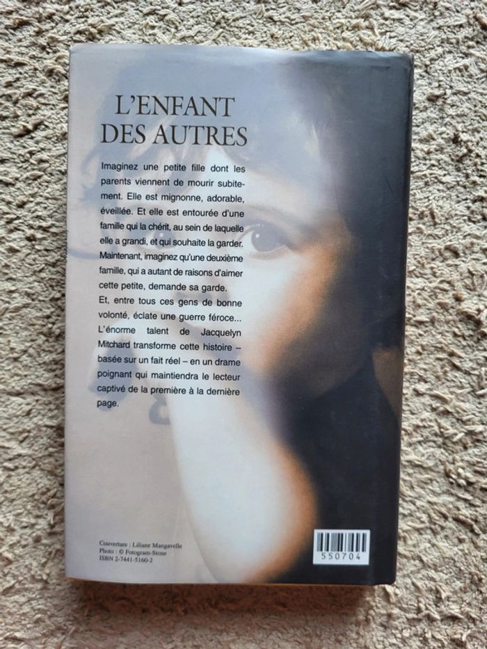 Livre L'enfant des autres de Jacquelyn Mitchard - photo numéro 2