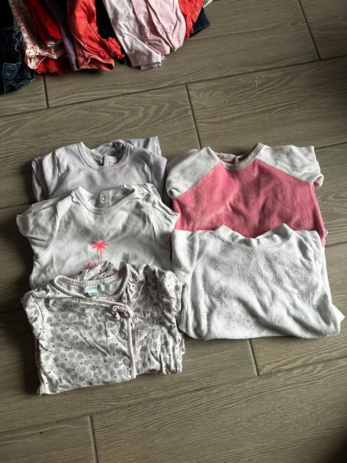 Lot 5 pyjamas 12 mois