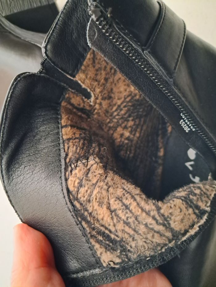 Bottines noires à boucles pointure 36 - photo numéro 5