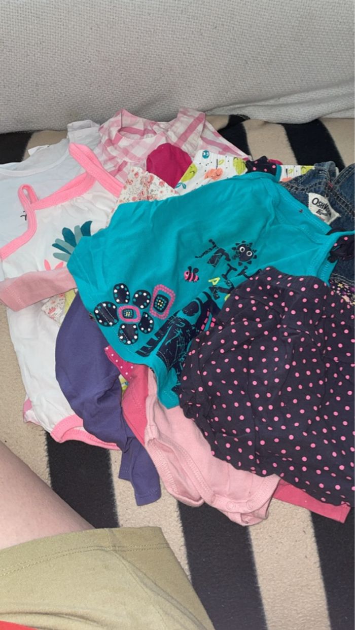 Lots de vêtements petite fille - photo numéro 1