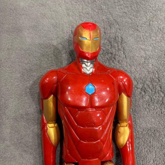 Iron man figurine - photo numéro 3