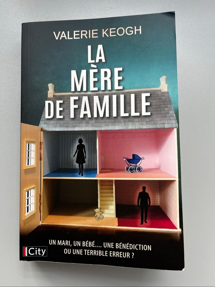 Livre la mère de famille. Valérie Keogh
