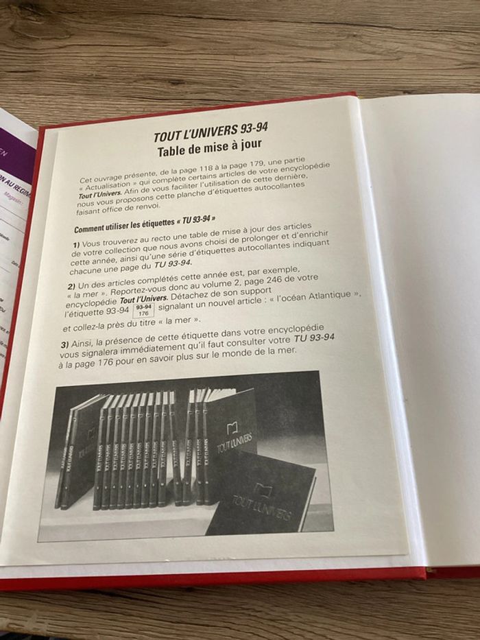 livre tout l’univers 1993-1994 - photo numéro 2