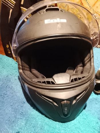 Casque scooter +2 paire de gants scooter +ousse pour casque scooter 