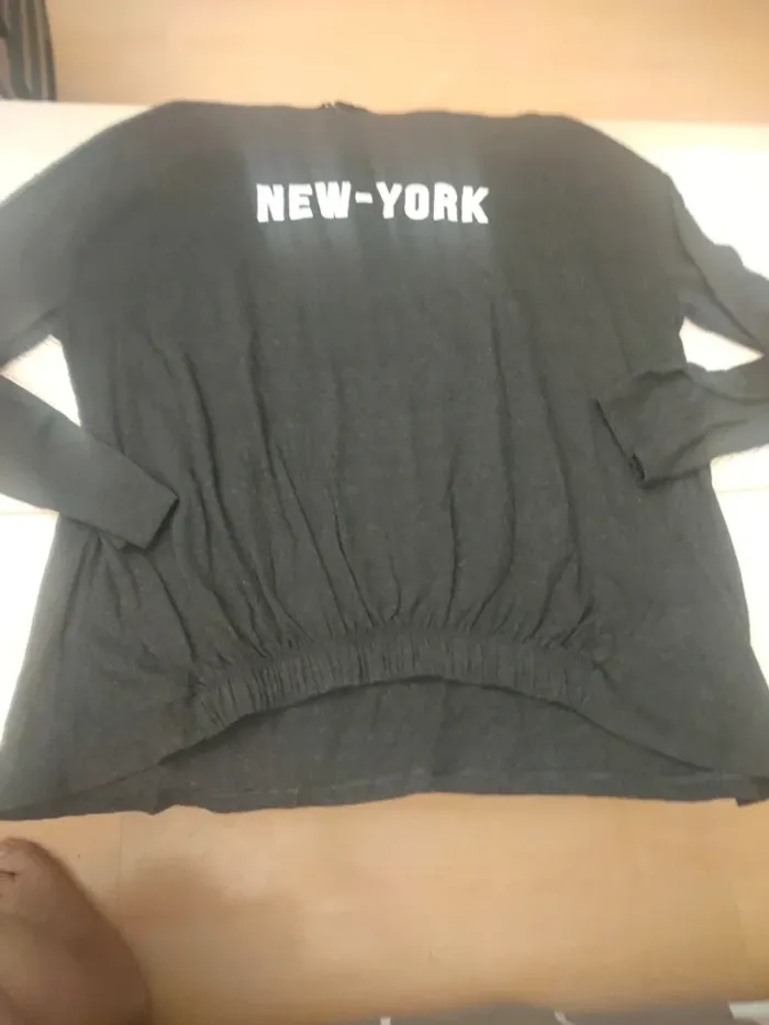 Tee shirt manches longues resserré devant New York Jennyfer 14/16 ans - photo numéro 3