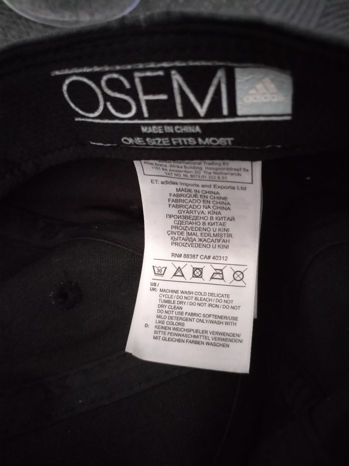 Casquette noire "Adidas" extérieur 100% coton  réglable taille unique - photo numéro 2