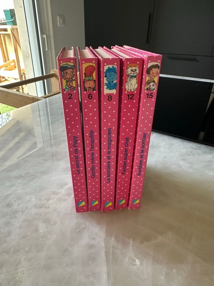 Lot de 5 Livres de la collection « Lecture Club Benjamin »