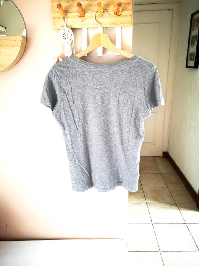 Tee shirt top haut nike gris col v - photo numéro 2