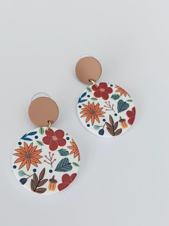 Boucles d'oreilles bohème - motif fleurs d'automne - tendance 🍂 - photo numéro 3