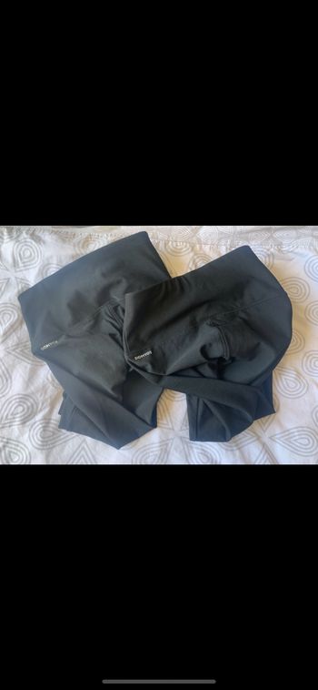 2 legging noir pour femme marque domyos état intacte taille xs adulte