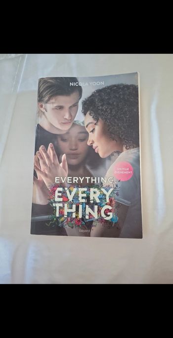 livre Everything everything