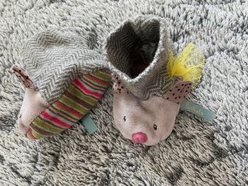 Chaussons les Pachats Moulin Roty - taille environ 15 / 16
