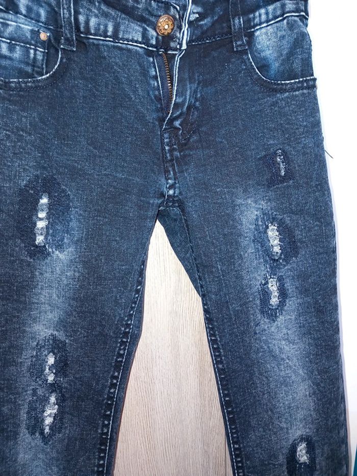 Joli jean délavé troué sympa 9-10ans - photo numéro 2