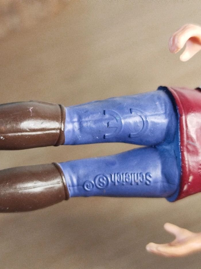 Figurine personnage femme blonde Schleich - photo numéro 4