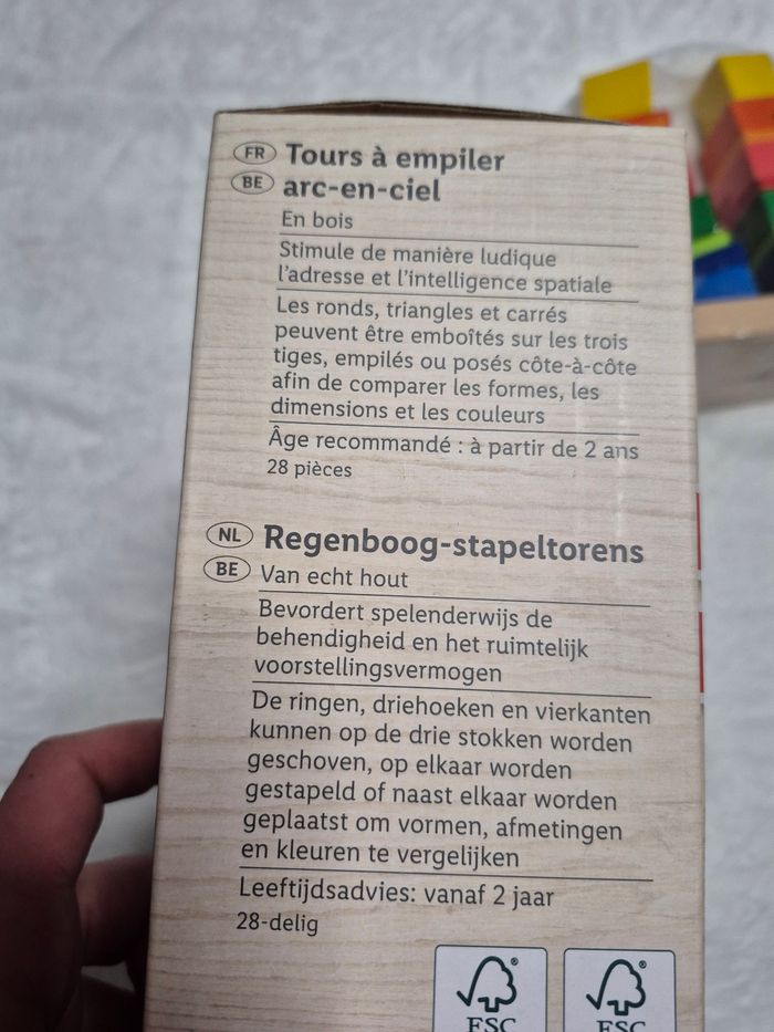 Jouet en bois neuf tour a empiler arc en ciel sous blister - photo numéro 2