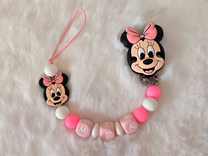 Attache sucette personnalisé en silicone minnie