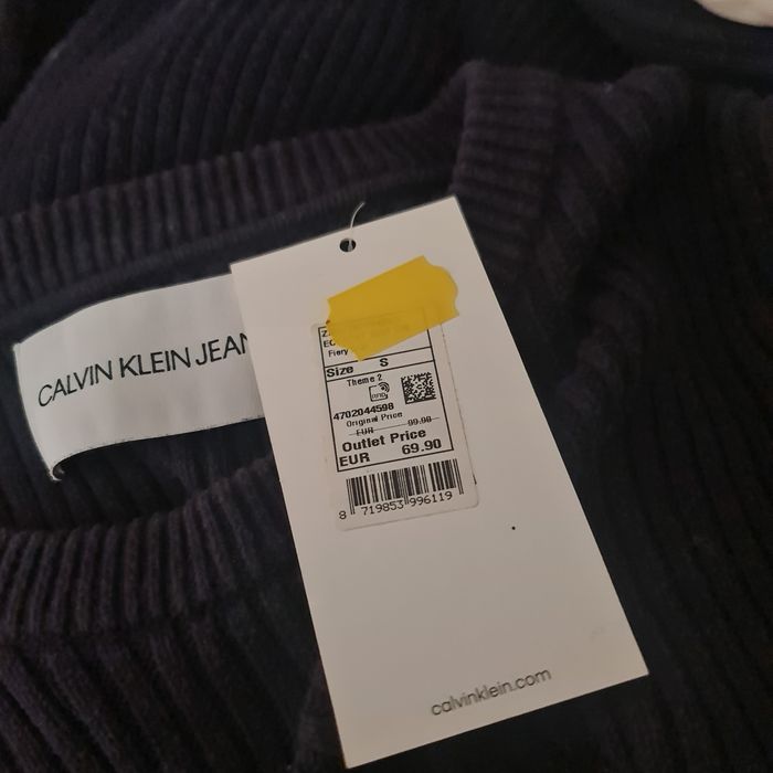 Calvin Klein pull T.S Neuf - photo numéro 5