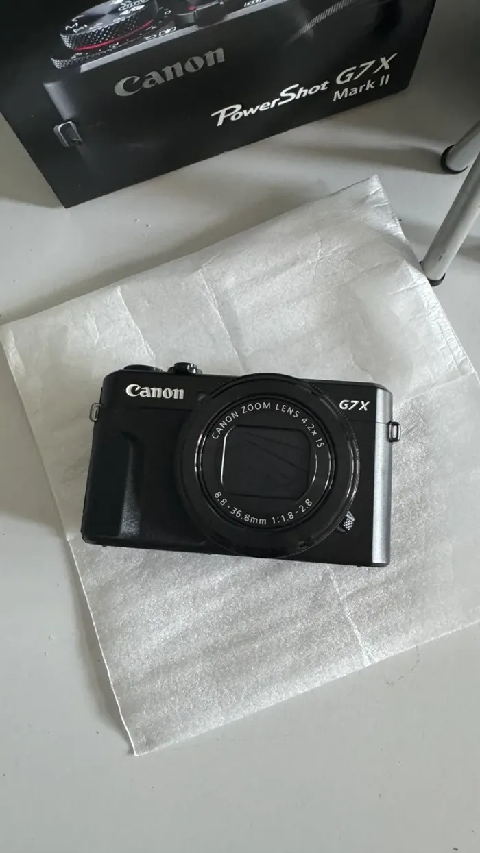 Canon g7x mark ii état comme neuf Complet avec boite + trépied + chargeur - photo numéro 2