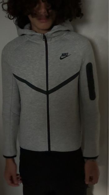 Nike tech