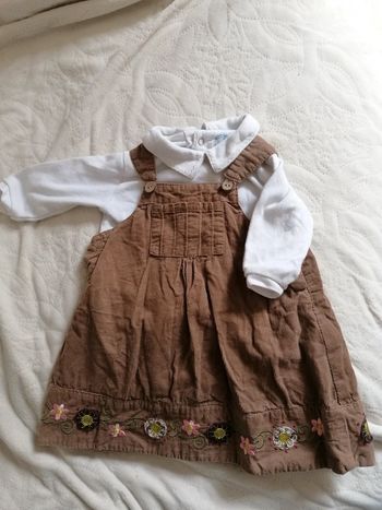 Ensemble robe en velour et t-shirt à manches longues