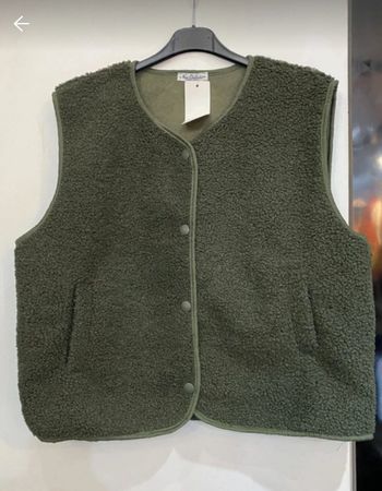 Gilet Moumou tendance sans manches T.u 38/42