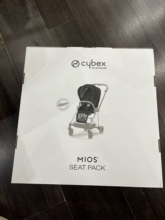 Assise s’est pack mios 3 mios3 nautical blue  cybex sous carton jamais utilisé - photo numéro 4