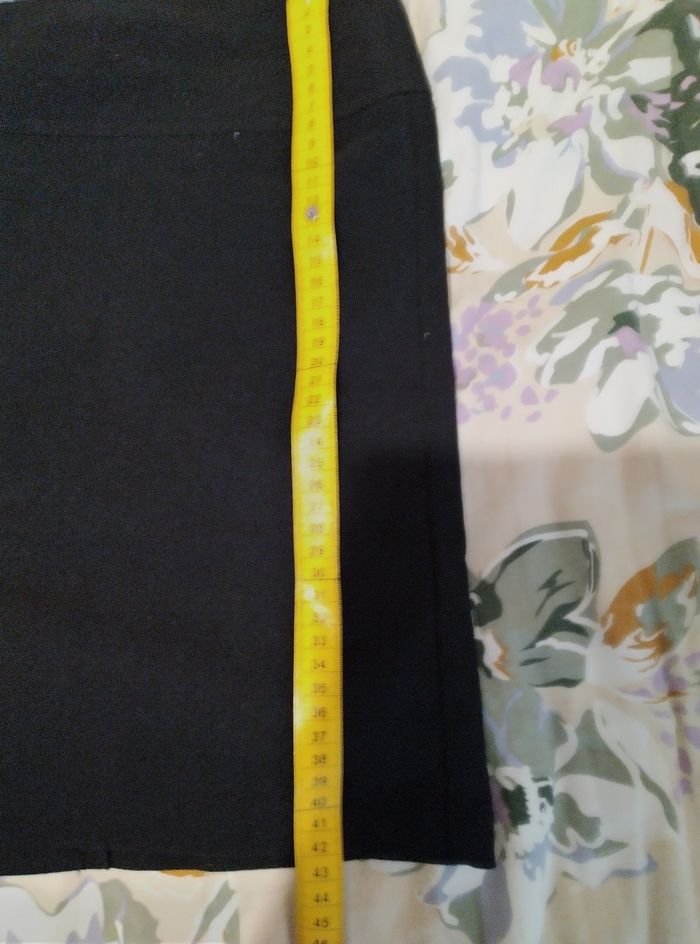 Jupe droite noire - photo numéro 3