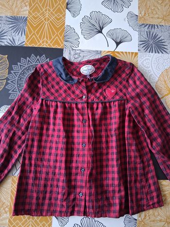 Chemise fille a carreaux rouge et noire 6 ans