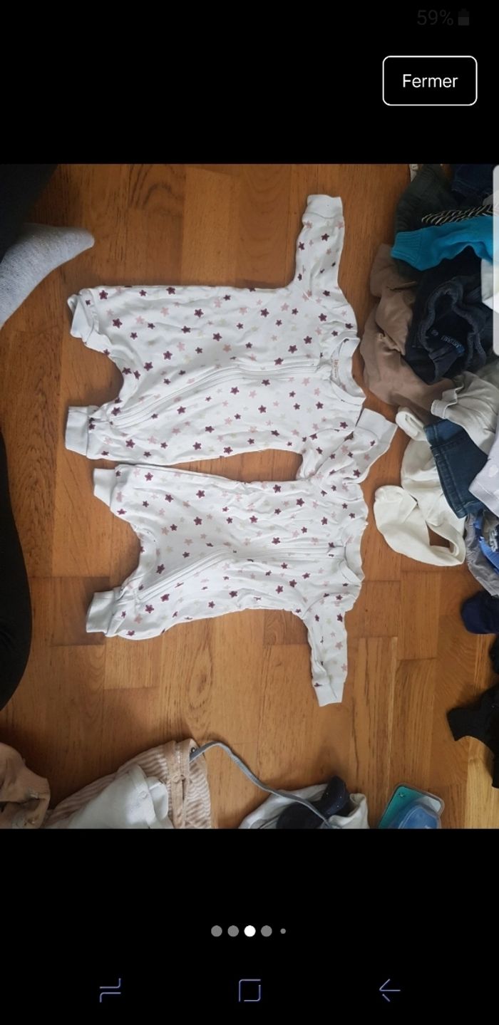 2 pyjamas - photo numéro 3