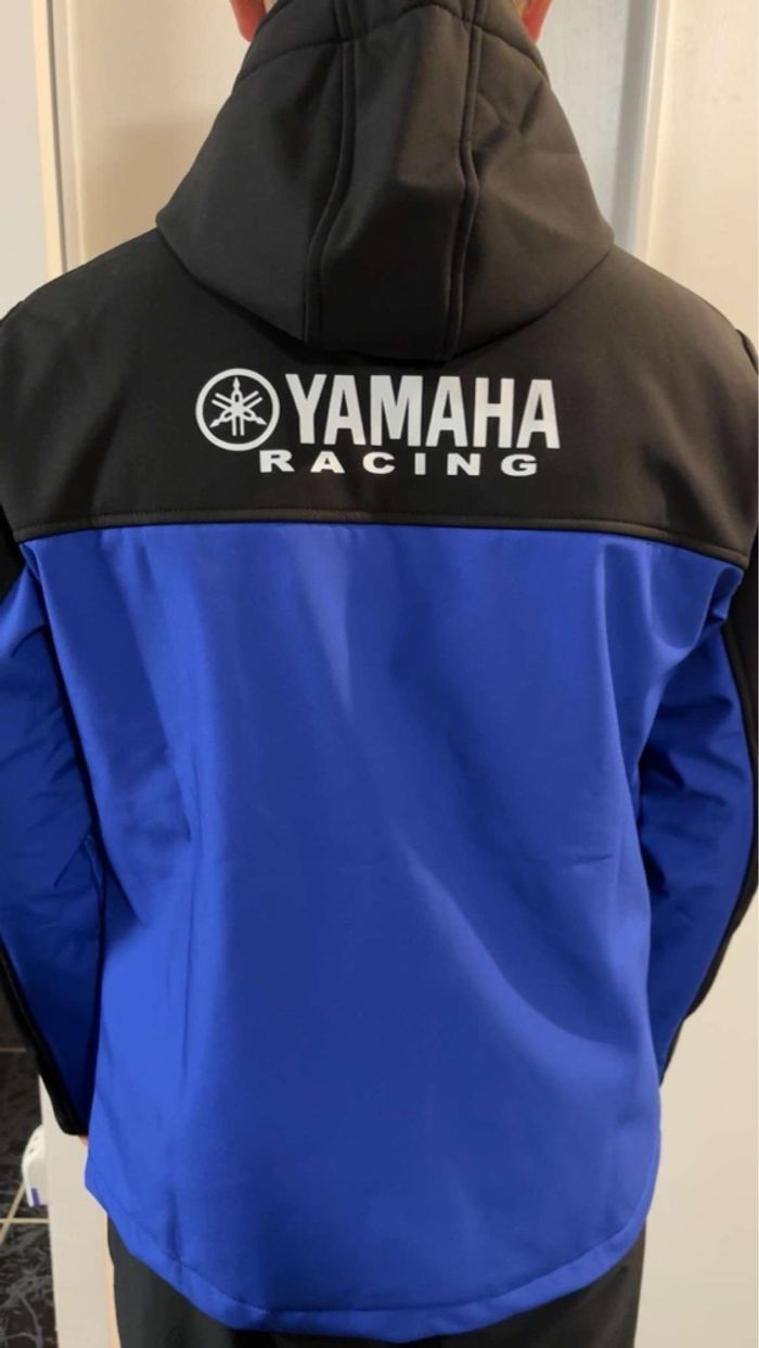 Veste yamaha