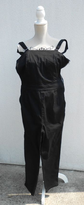 Combinaison noir les petites bombes