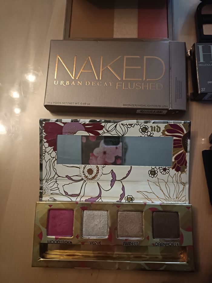 Lot de 8 petites palettes UD, Dior, Lancôme et HR - photo numéro 3