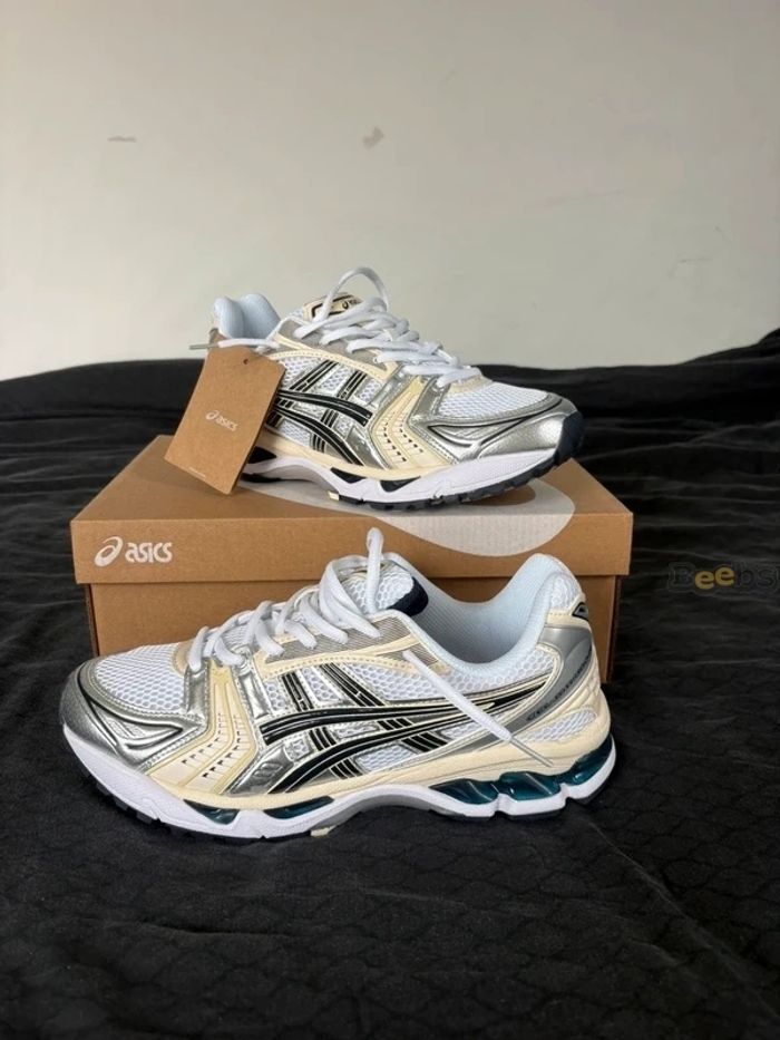 Asics Gel-Kayano 14 Taille 39 - photo numéro 2