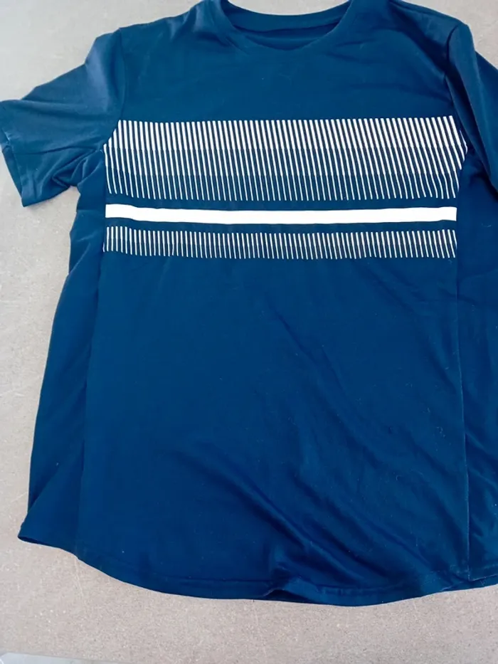 T-shirt à rayure bleu marine taille 14 ans - photo numéro 3